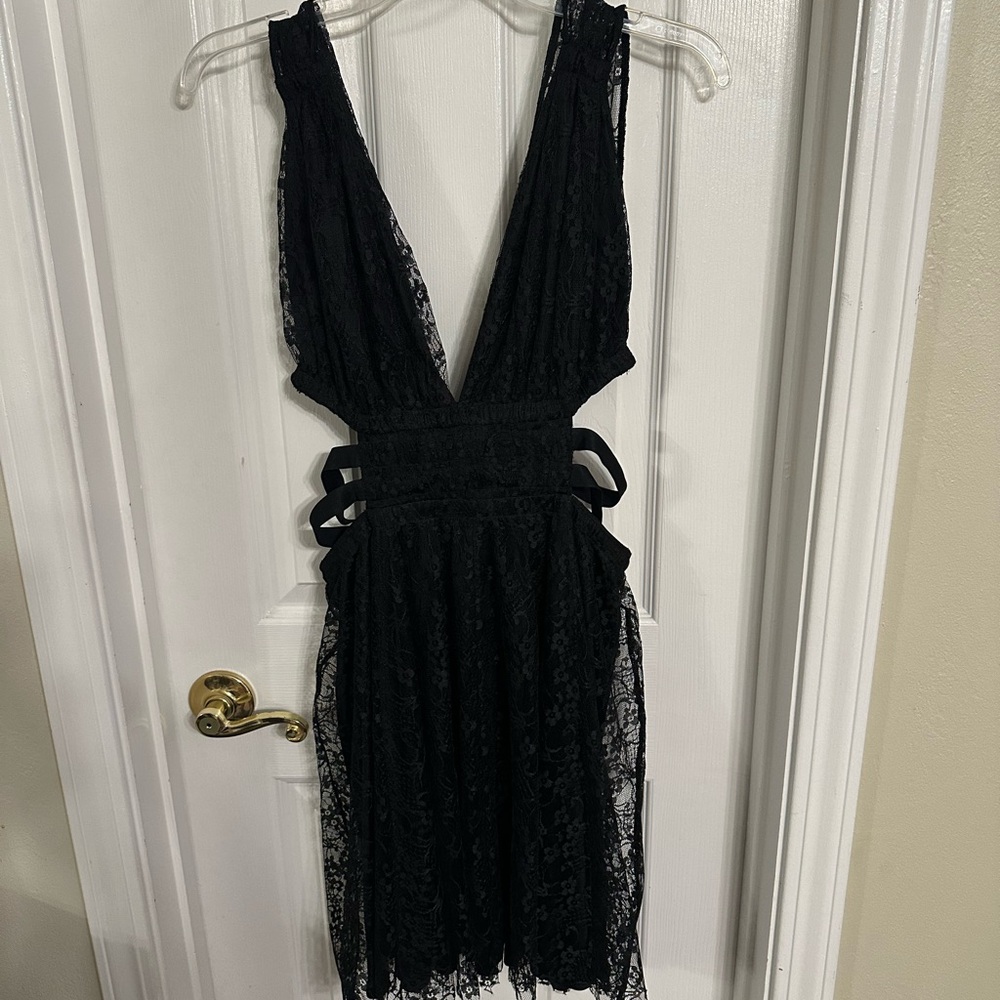Express Black Lace Backless Deep V Cocktail Dress